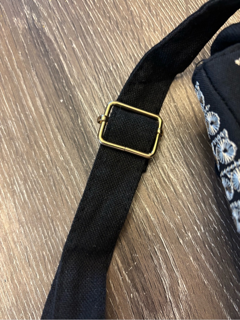 Backpack - Embroidered Floral Black and Blue Drawstring - Picture 4 of 8